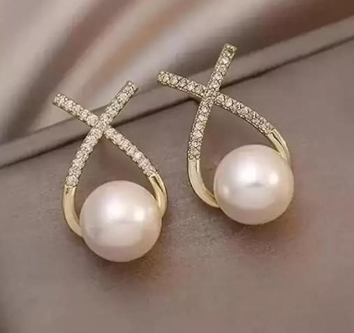 Earrings & Studs